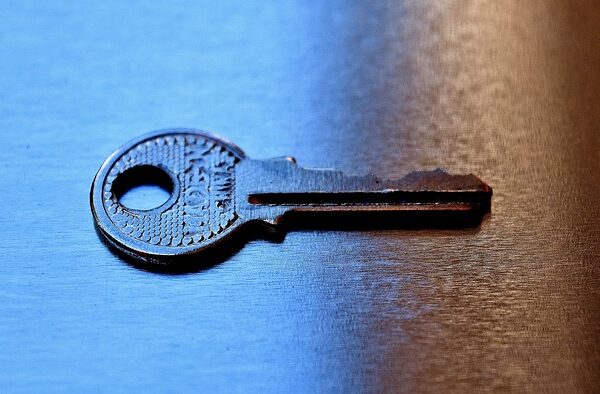master-key-640x480-25194398.jpeg