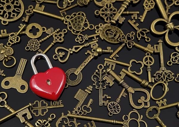 master-key-640x480-78051990.jpeg
