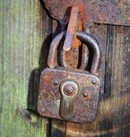 safes-640x480-40745248.jpeg