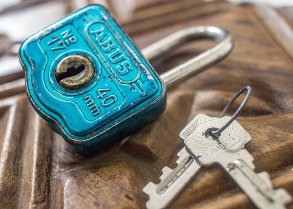 safes-640x480-61885579.jpeg