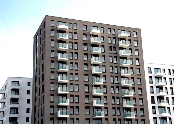 multifamily-property-640x480-71699864.jpeg