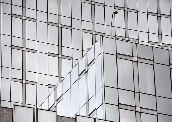 commercial-buildings-640x480-62030938.jpeg