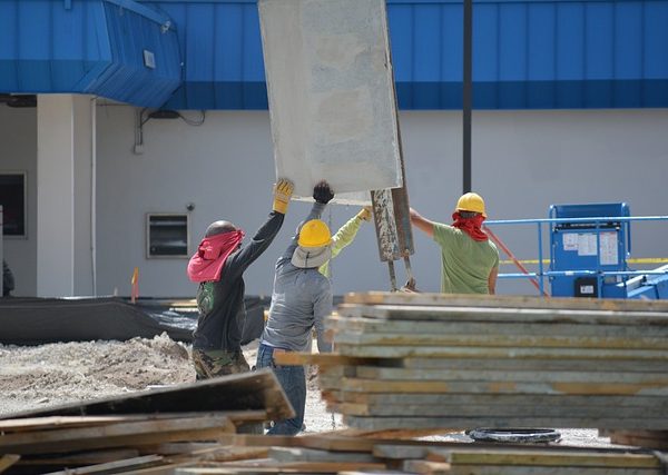 construction-640x480-18513378.jpeg