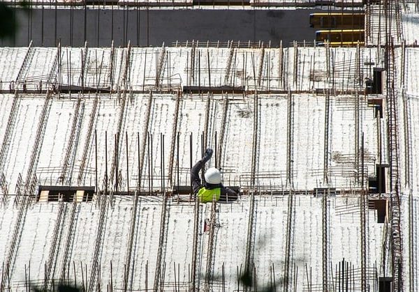 construction-640x480-26769869.jpeg