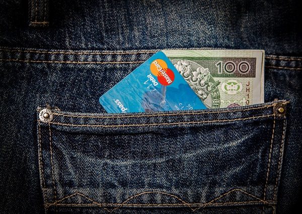 money-640x480-14762010.jpeg