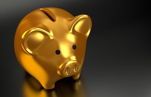 money-640x480-39151616.jpeg