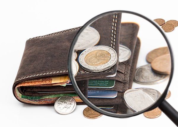 money-640x480-84530853.jpeg