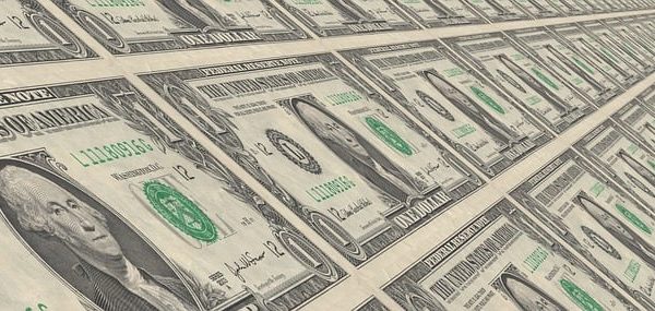money-640x480-93489329.jpeg