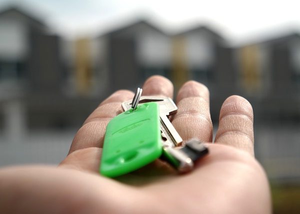 properties-640x480-99911809.jpeg