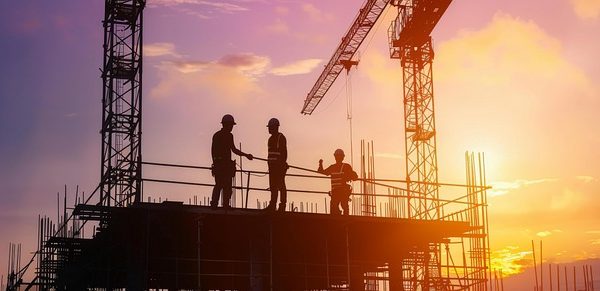 construction-640x480-78609350.jpeg