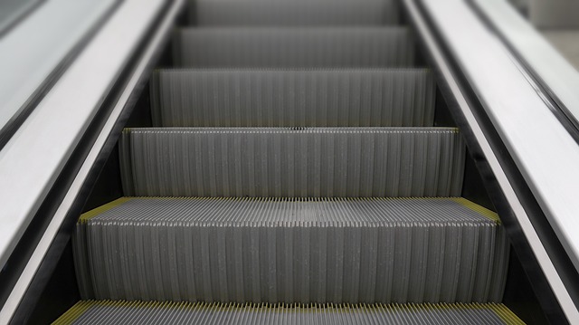commercial-640x480-62278747.jpeg