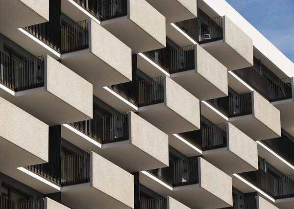 commercial-property-640x480-22958419.jpeg