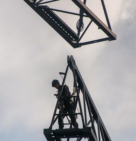 construction-640x480-30851329.jpeg