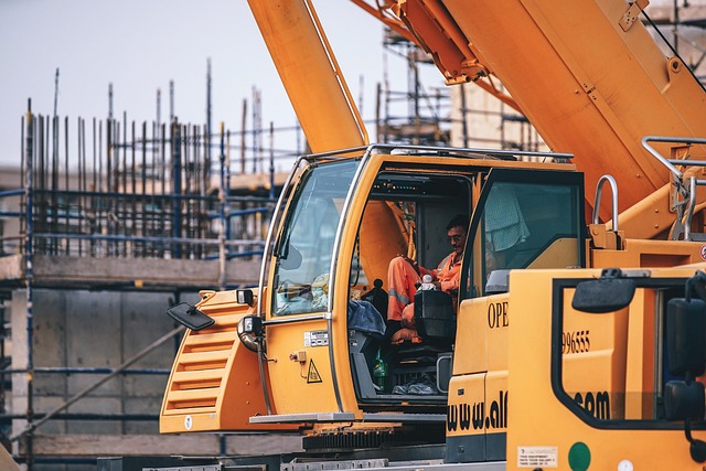 construction-640x480-58105115.jpeg