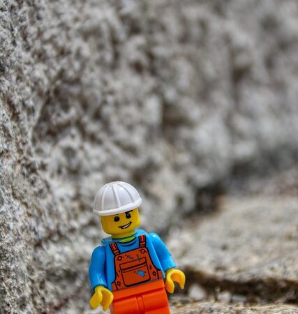 construction-640x480-63246200.jpeg