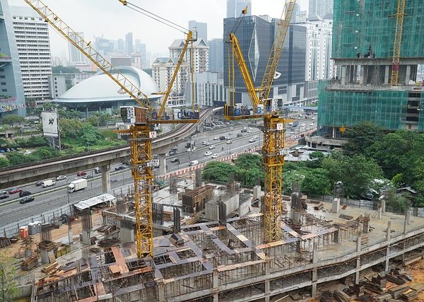 construction-640x480-76111996.jpeg