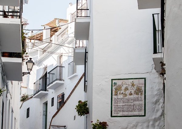 houses-640x480-26361654.jpeg