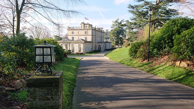 properties-640x480-15342037.jpeg