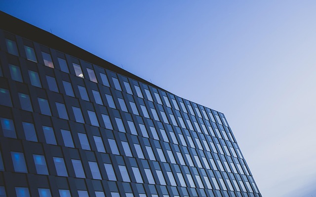 commercial-buildings-640x480-86627154.jpeg
