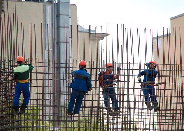 construction-640x480-58009535.jpeg