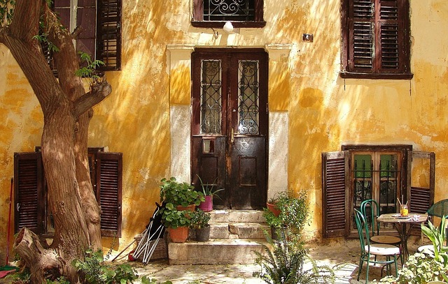 houses-640x480-24659318.jpeg