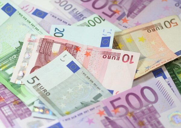 loans-640x480-10547072.jpeg