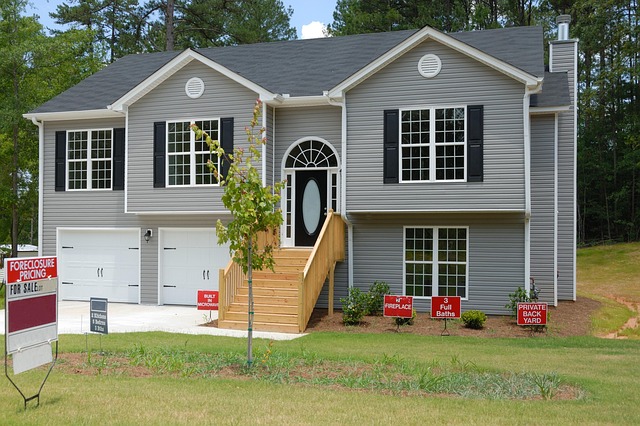 loans-640x480-69108688.jpeg