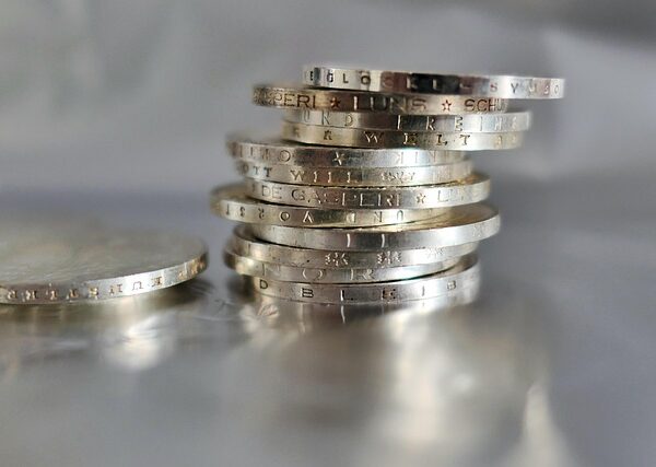 money-640x480-19918674.jpeg