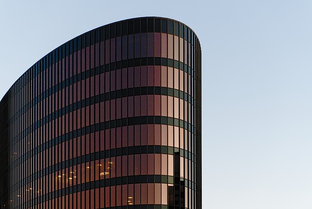 commercial-buildings-640x480-54697005.jpeg
