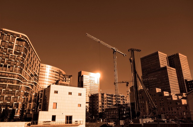 commercial-buildings-640x480-67564717.jpeg