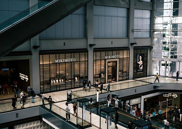 commercial-property-640x480-61911373.jpeg