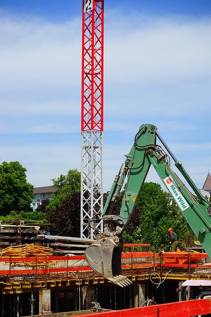 construction-640x480-48399156.jpeg