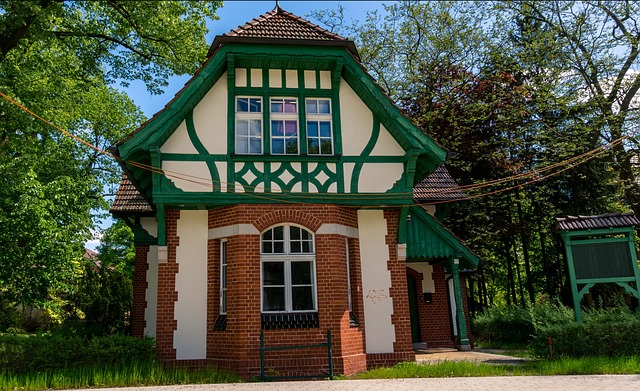 houses-640x480-18319135.jpeg