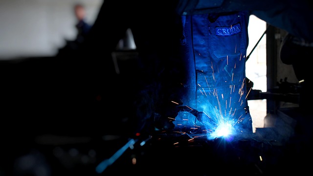 industry-640x480-77856900.jpeg