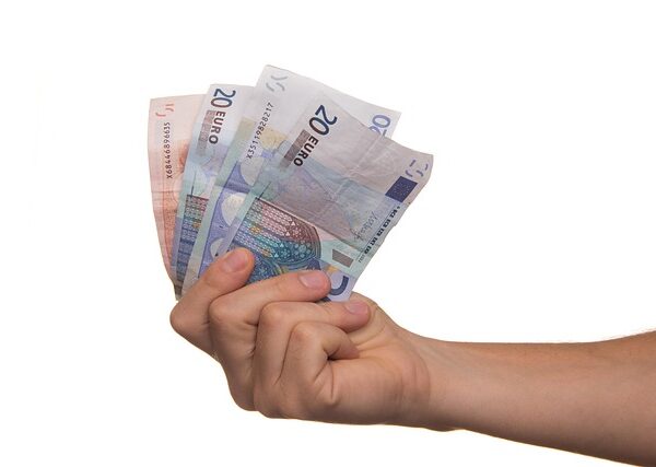 loans-640x480-43887465.jpeg