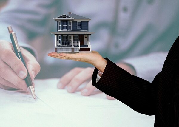 loans-640x480-89214248.jpeg