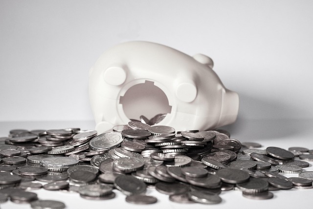 money-640x480-16932864.jpeg