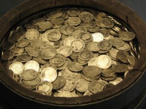 money-640x480-40559222.jpeg