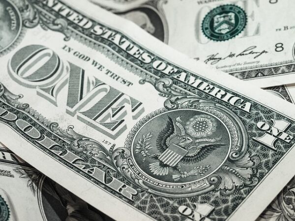 money-640x480-59062588.jpeg