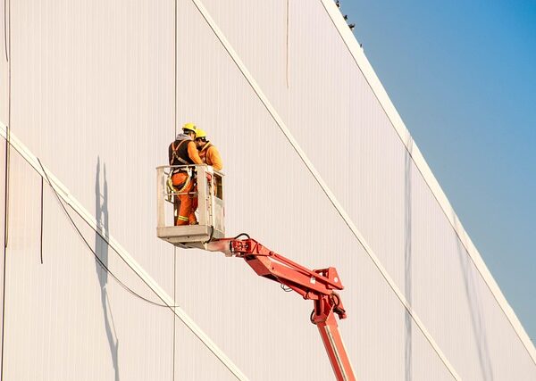 construction-640x480-64087809.jpeg