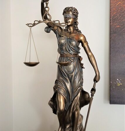 drug-manufacturing-lawyer-colorado-640x480-49831789.jpeg