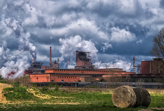 industry-640x480-50562104.jpeg