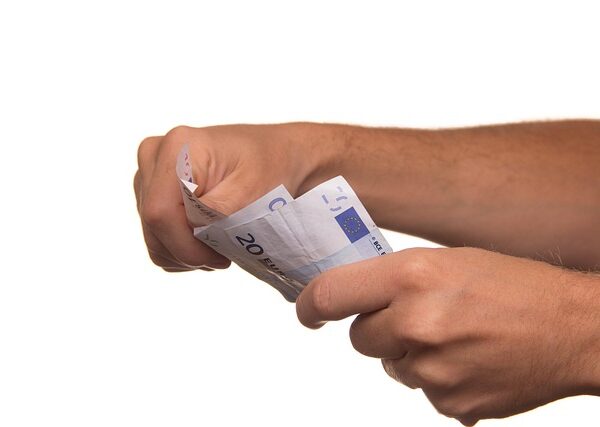 loans-640x480-97837764.jpeg