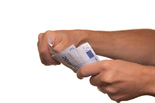 loans-640x480-97837764.jpeg