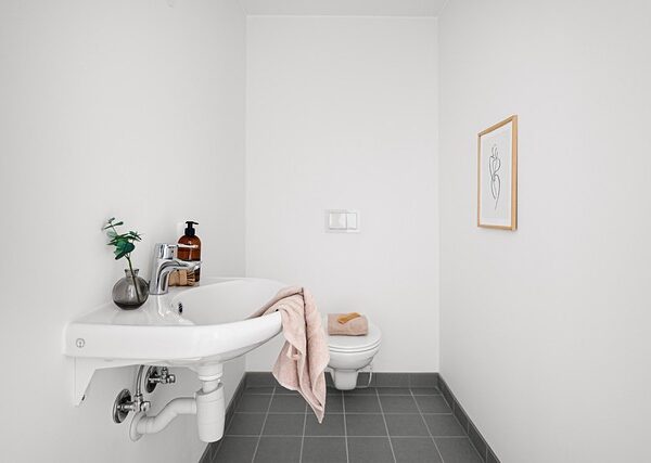properties-640x480-29615686.jpeg