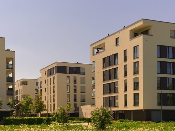 properties-640x480-53225061.jpeg
