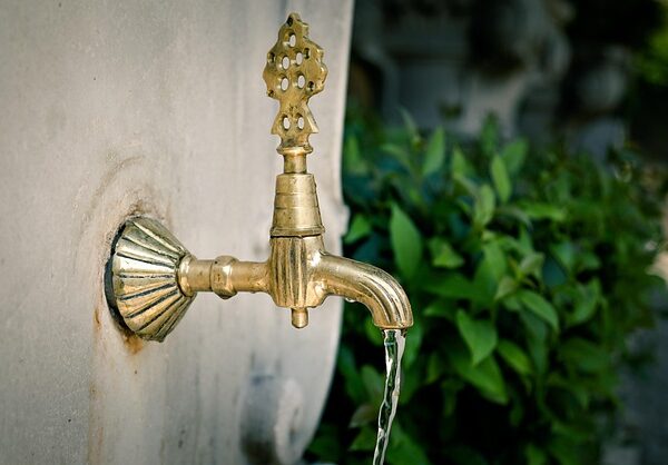 bathroom-faucet-installation-arvada-640x480-62385075.jpeg