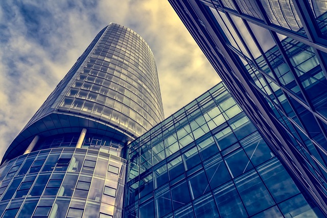 commercial-property-640x480-52070605.jpeg